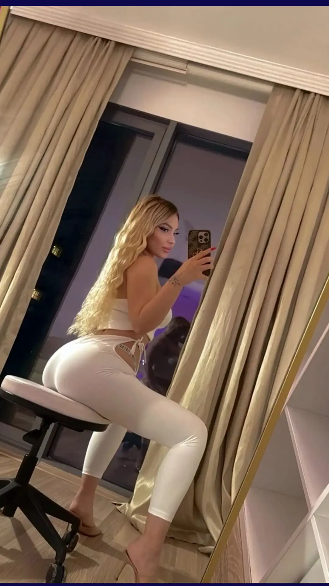 İstanbul escort makalesi için kütüphane görseli 23, 01 portre